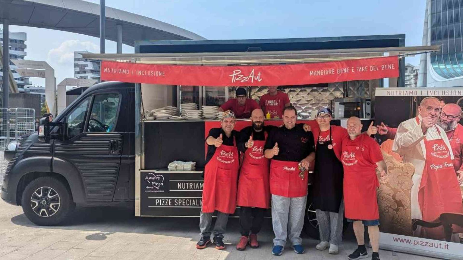 PizzAut, dai tavoli alla strada: partono i truck dell'inclusione