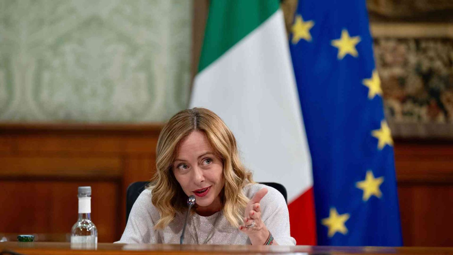 Meloni contro il Pd: criticava rottamazione, ma la usa