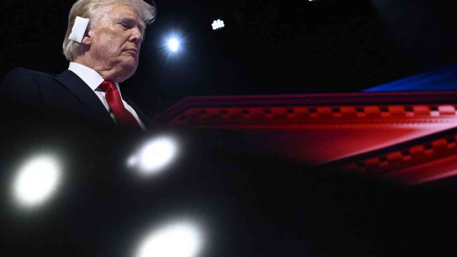 La fragilità dei potenti e la coscienza dei limiti