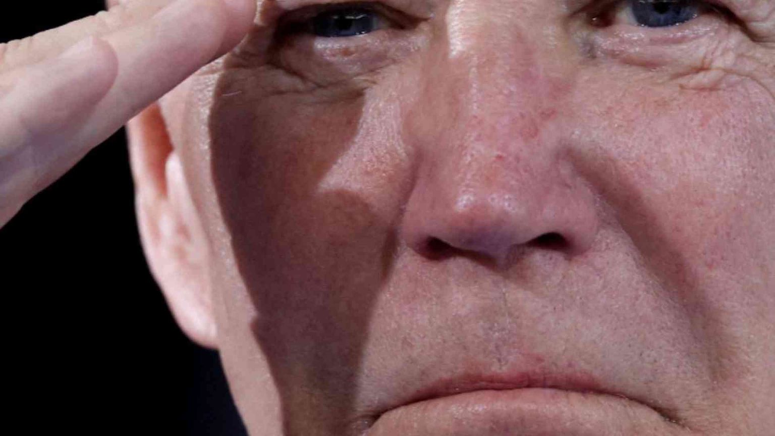 Biden rinuncia a sfidare Trump e lancia Harris come candidata democratica