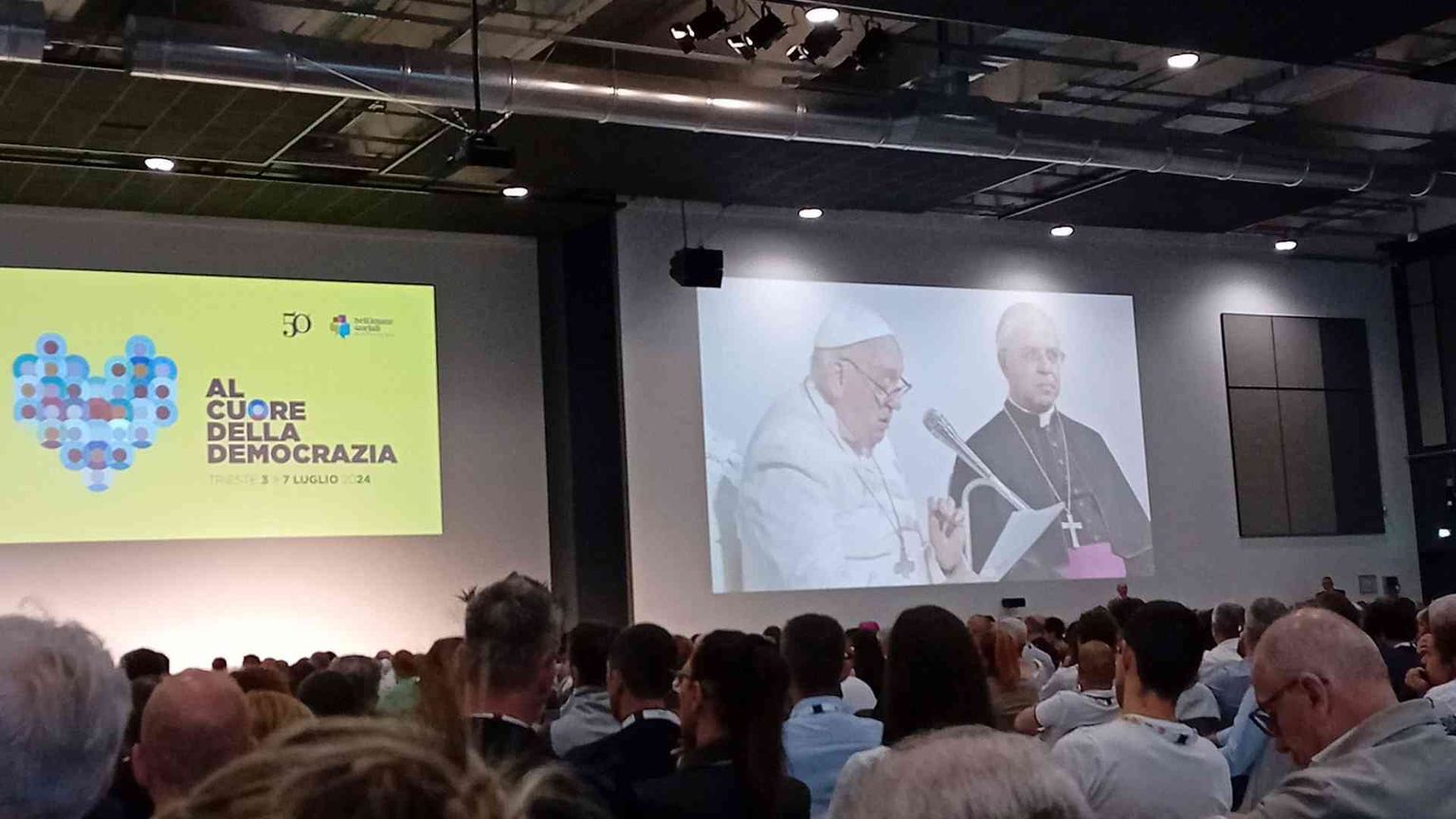 Cristiani, non moderati: i movimenti incalzano la politica