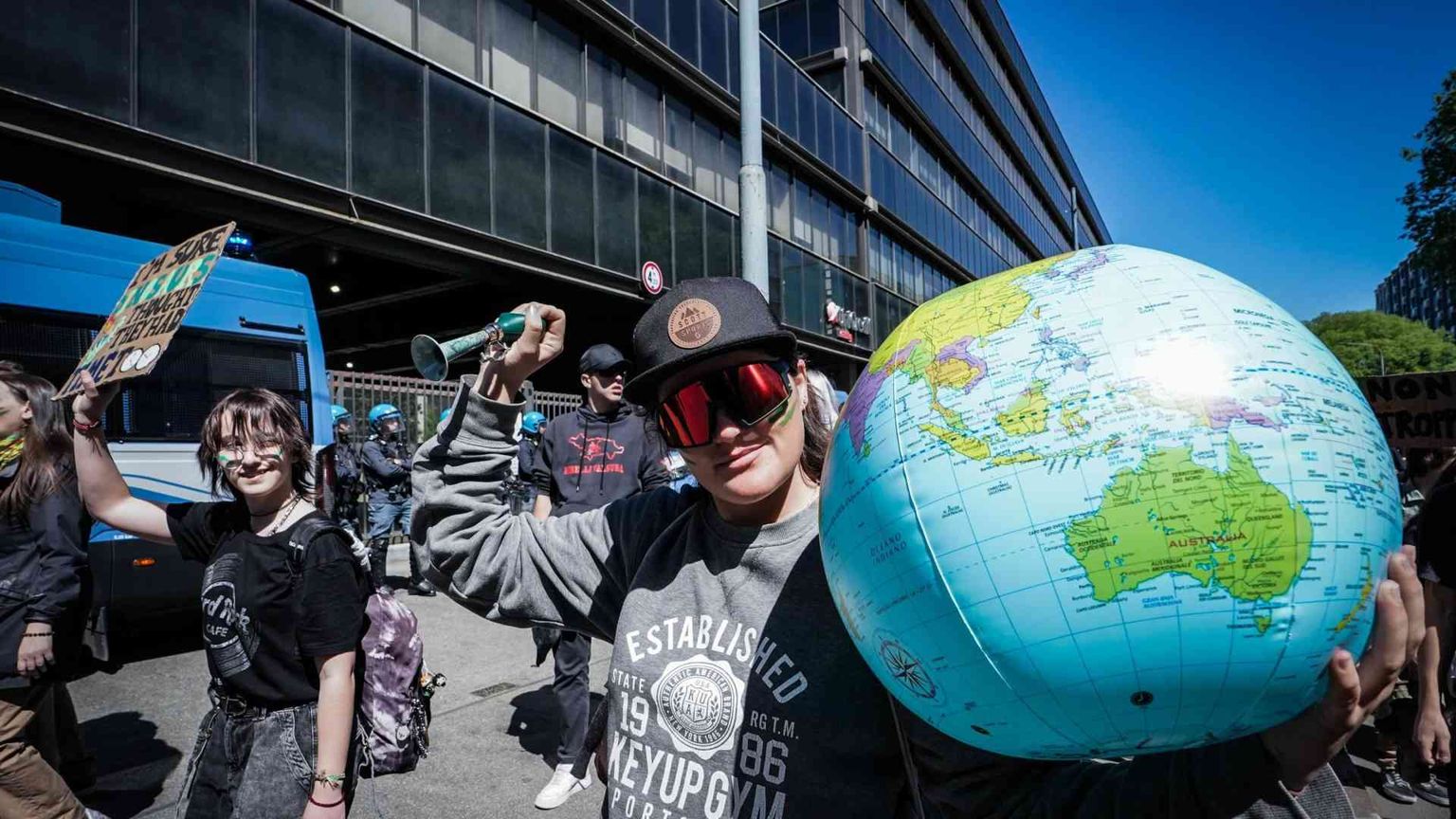 I media poco attenti alla crisi climatica, ma "Avvenire" è promosso