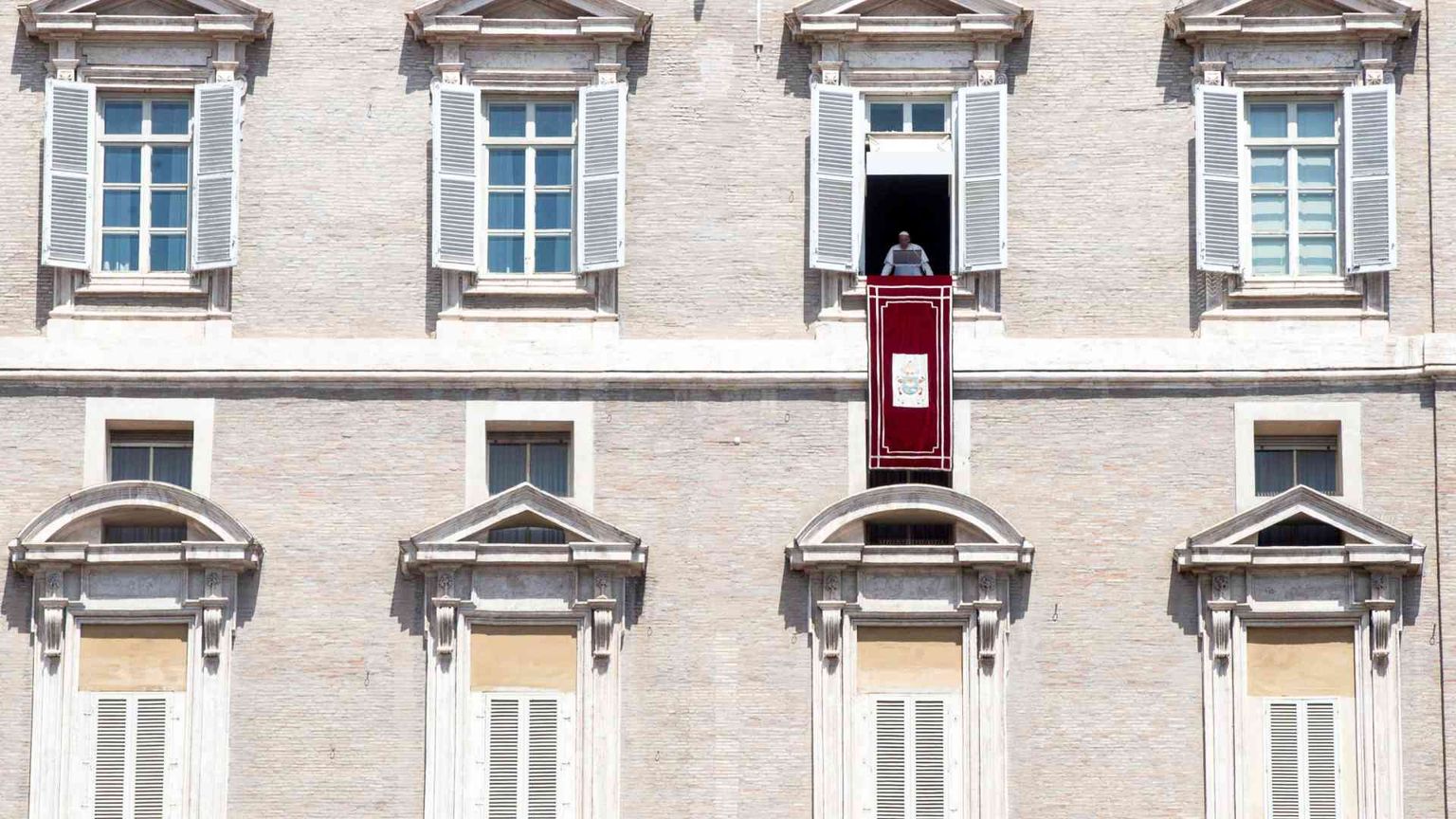 Il Papa: «In Medio Oriente non si estenda il conflitto». Pace in Venezuela