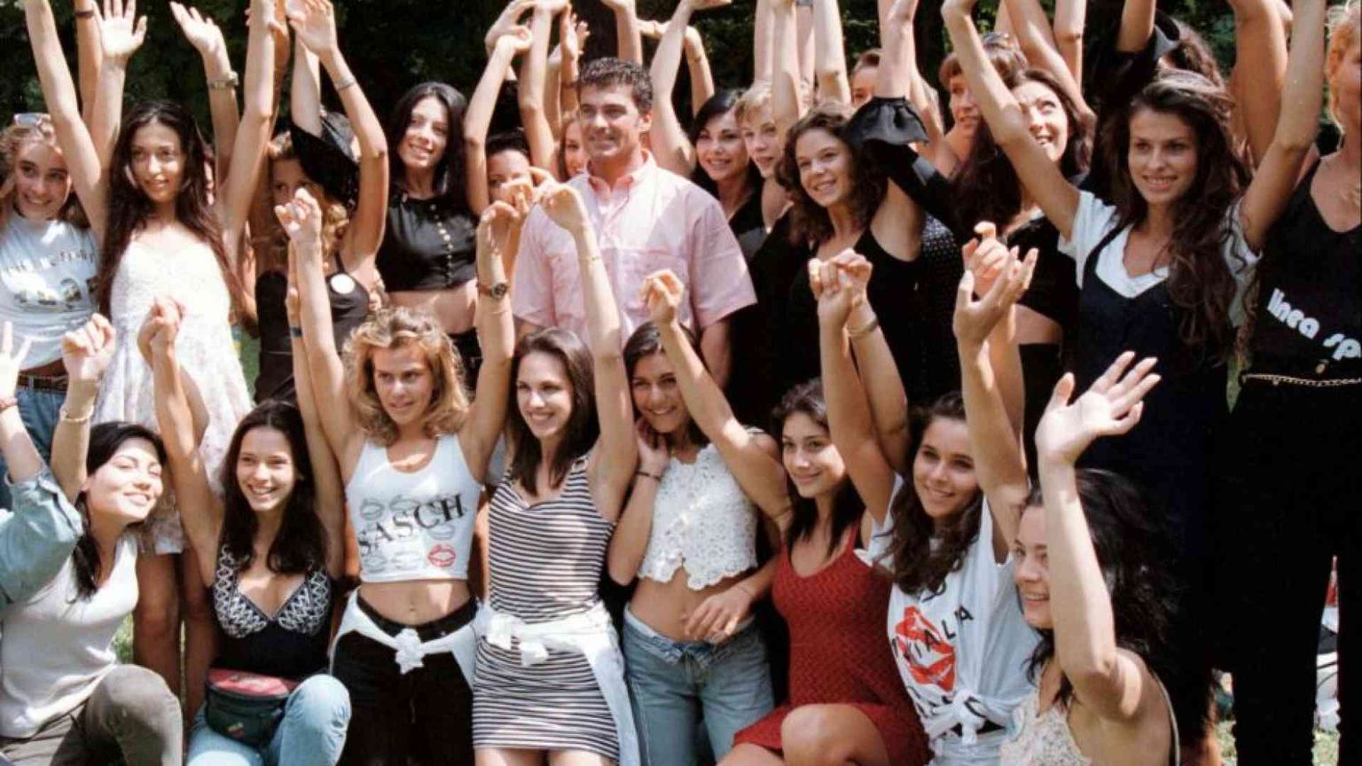 La Prima della Scala, Miss Italia e la rincorsa alla falsa felicità