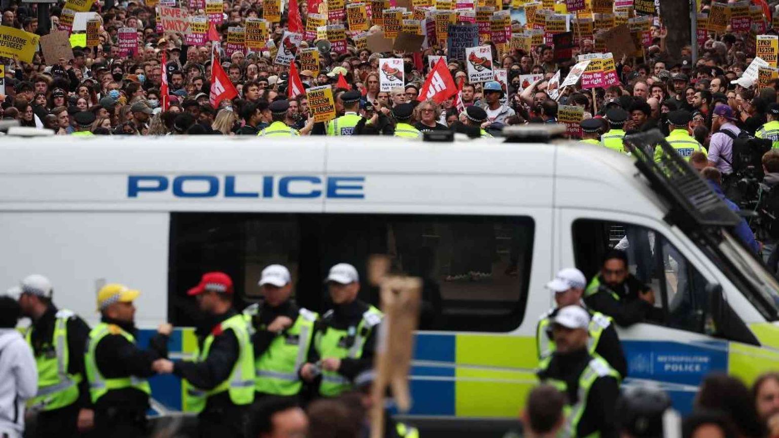 Così la gente comune britannica ha frenato l'onda nera xenofoba