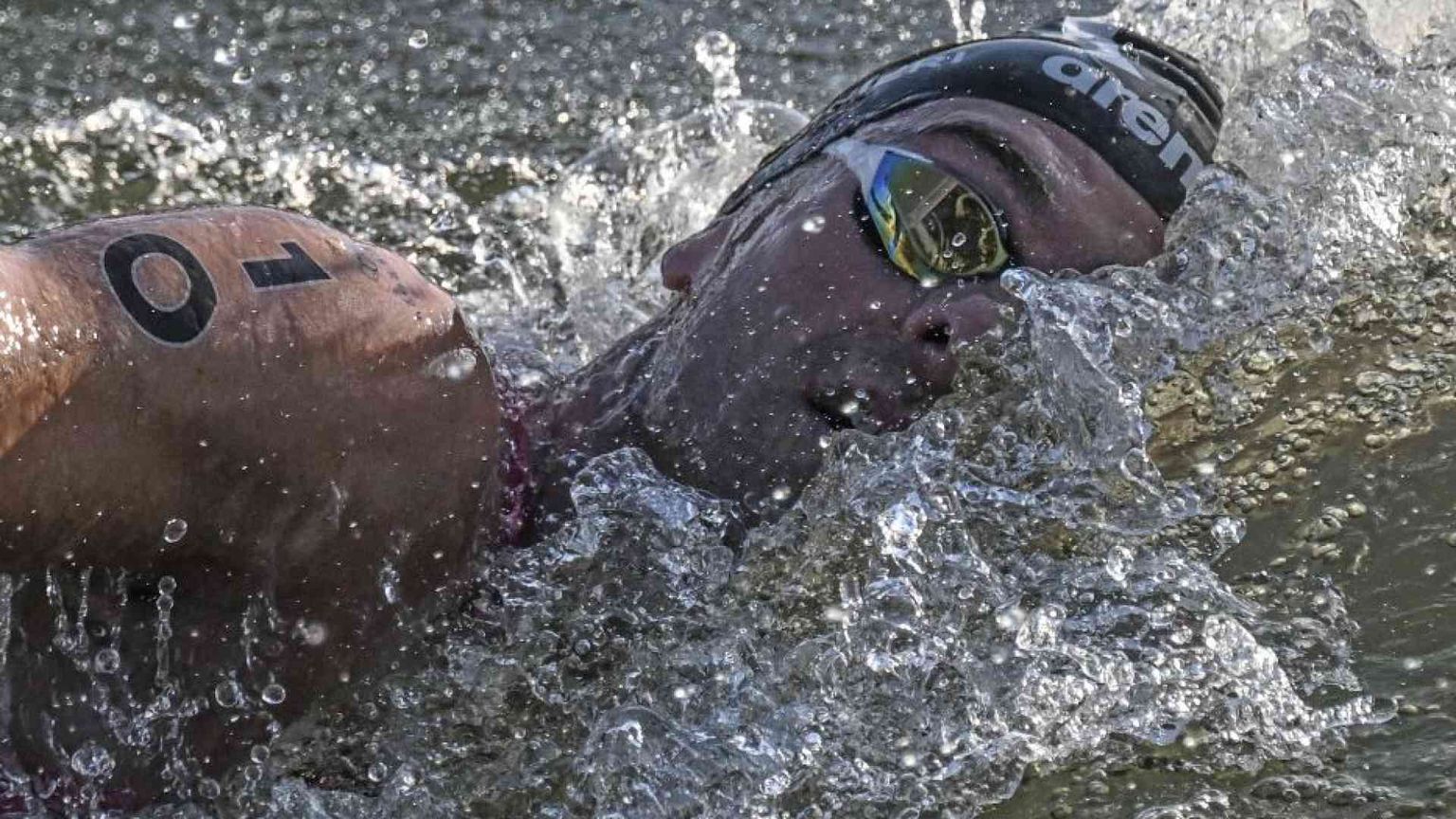 Senna amara: l'ultima di Paltrinieri, 9° nella 10 km