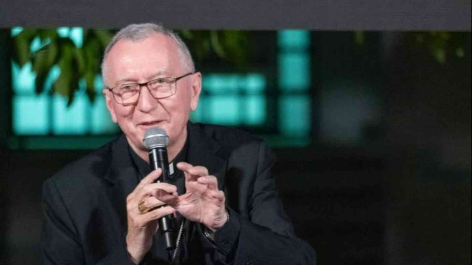 Parolin: in un mondo ferito dalle guerre costruiamo pace e fraternità