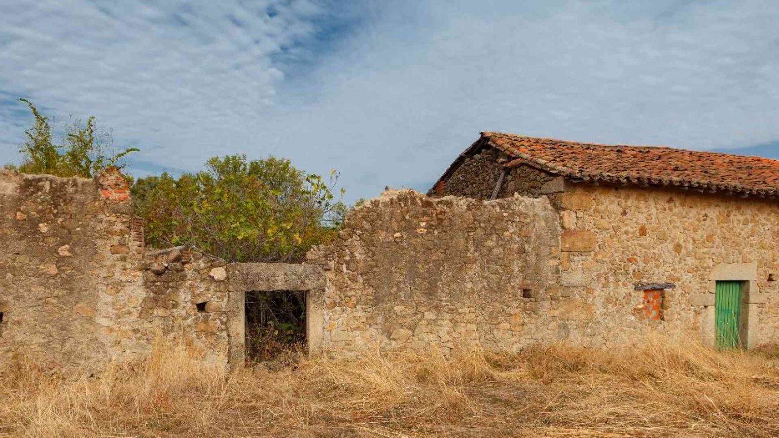 Ruderi e case diroccate in Italia, perché sono in aumento