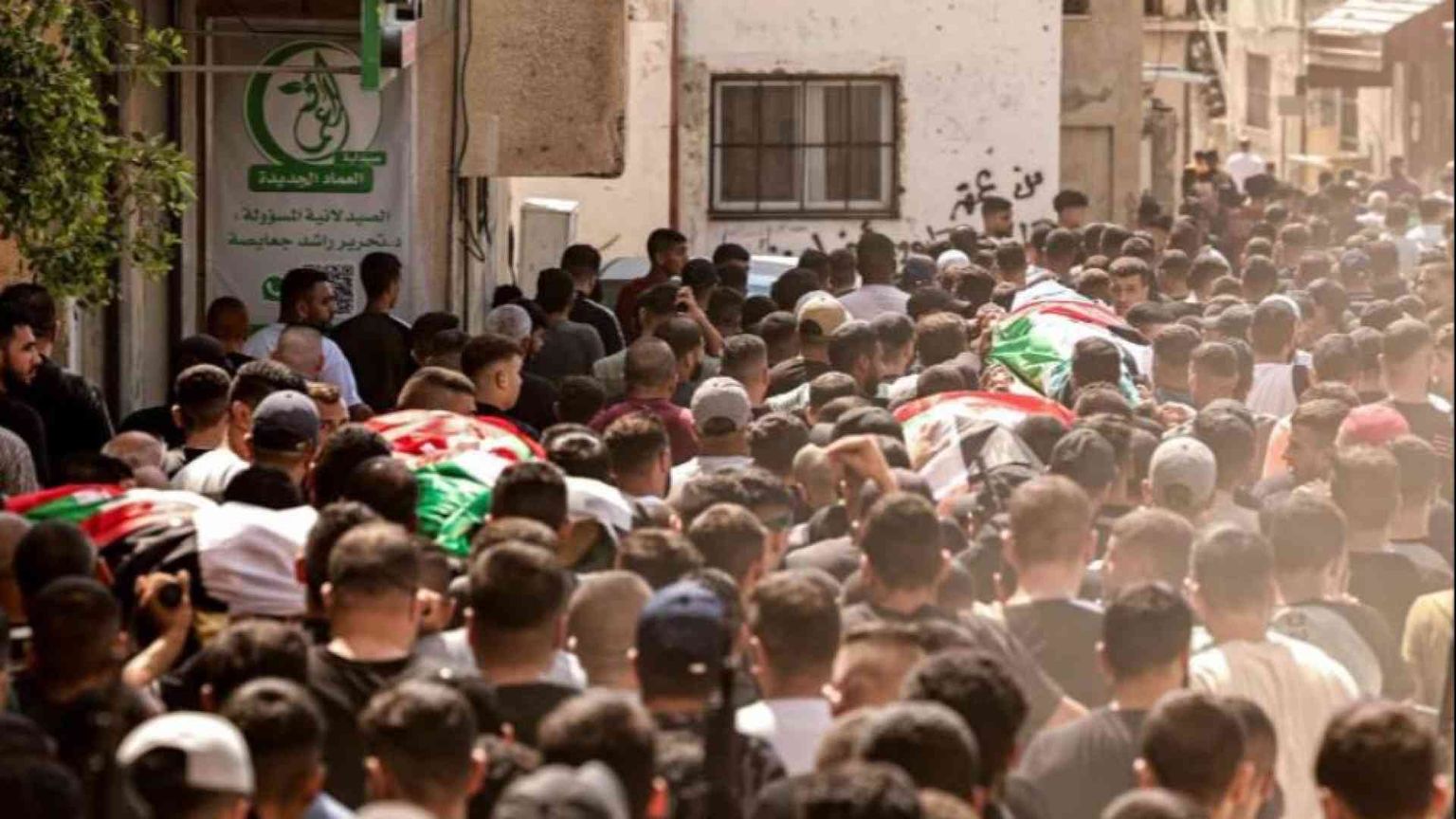 Israele «blinda» la Cisgiordania. Hamas chiama all’azione i kamikaze