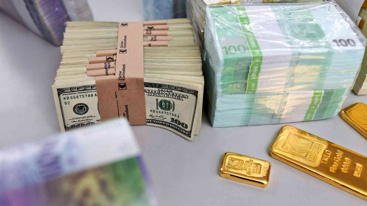 La ricchezza finanziaria degli italiani sale a 6.200 miliardi (+4,4%)