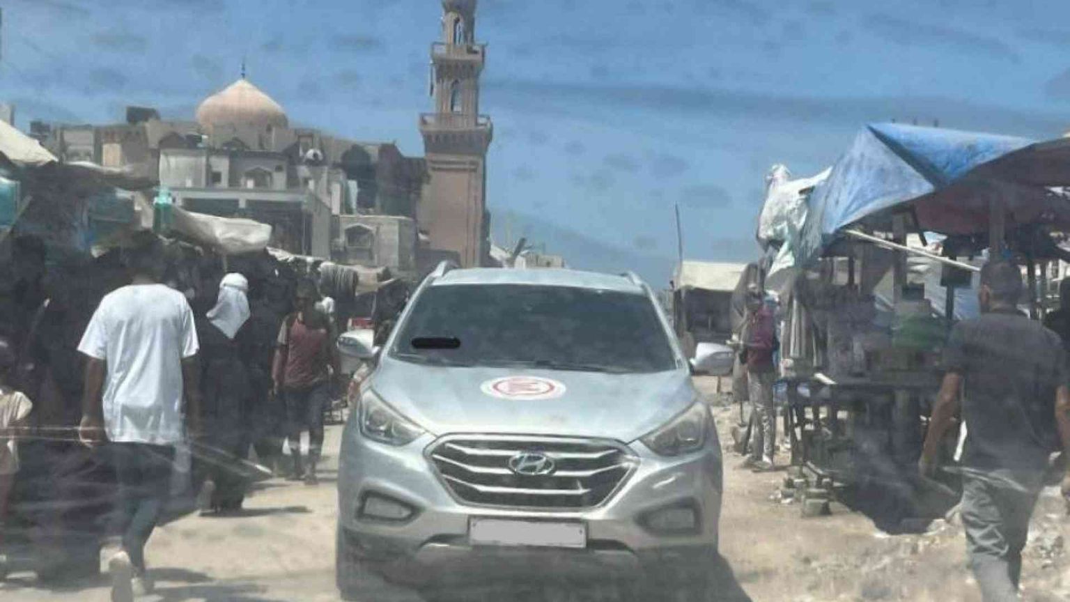 Emergency: «Qui nell’area umanitaria tra una moltitudine assuefatta al dolore»