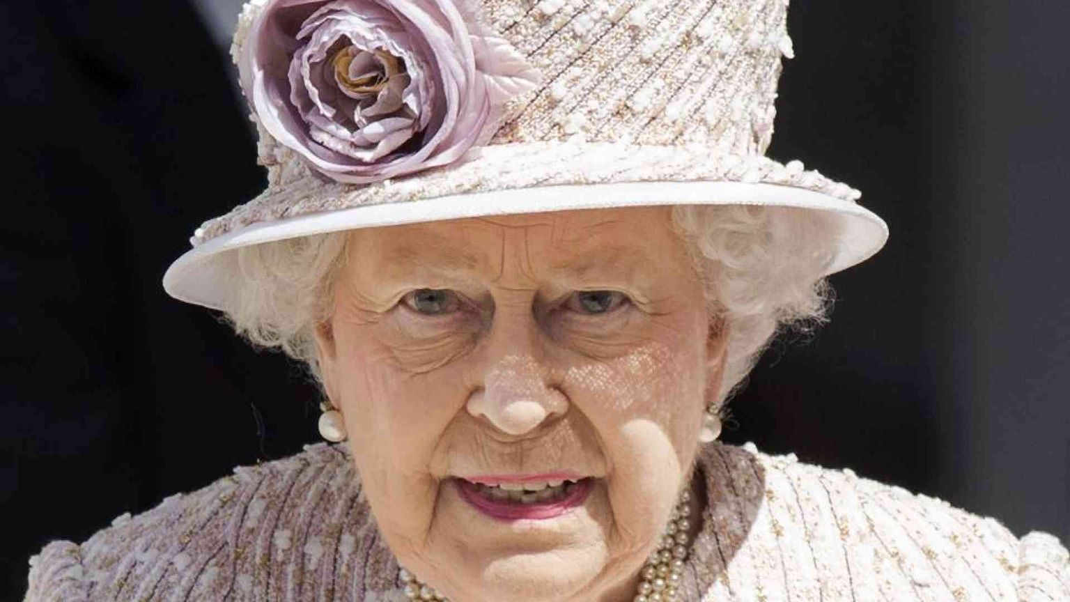 Il memoriale di Elisabetta II sarà costruito a St James Park