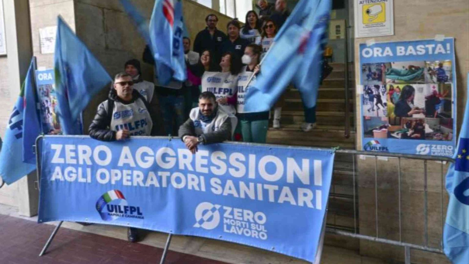I medici sono esasperati: «Basta aggressioni, serve l’Esercito»