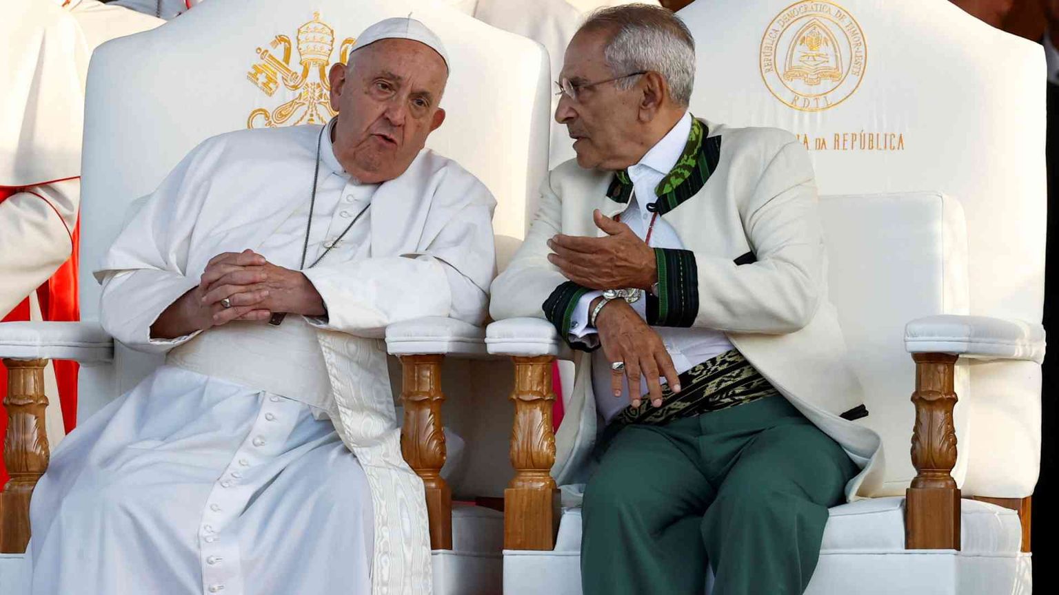 Il Papa: «Bene la riconciliazione con l'Indonesia, ora lotta alla povertà»