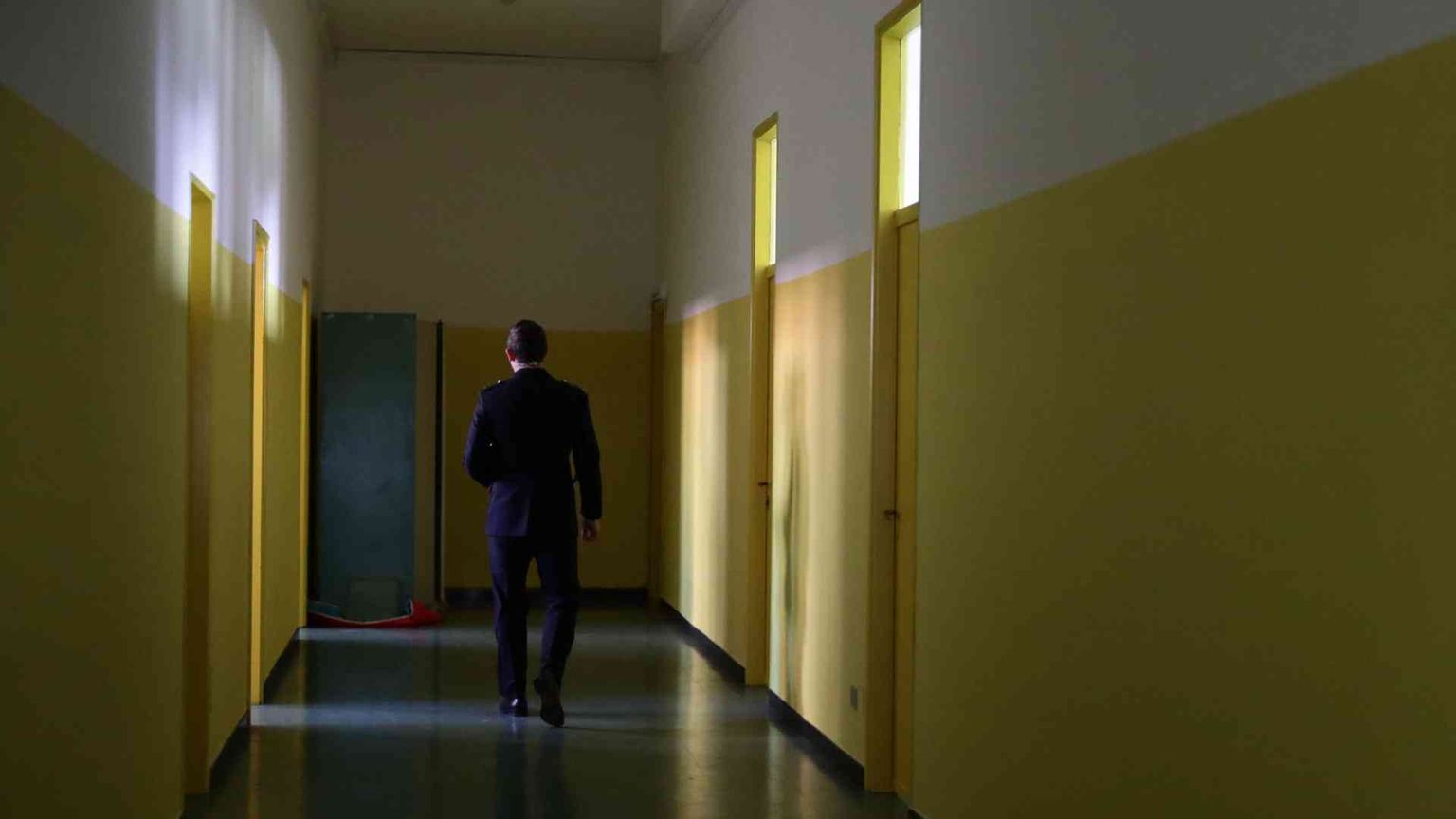 Tre evasi dal Beccaria di Milano, un altro detenuto in fuga ad Avellino