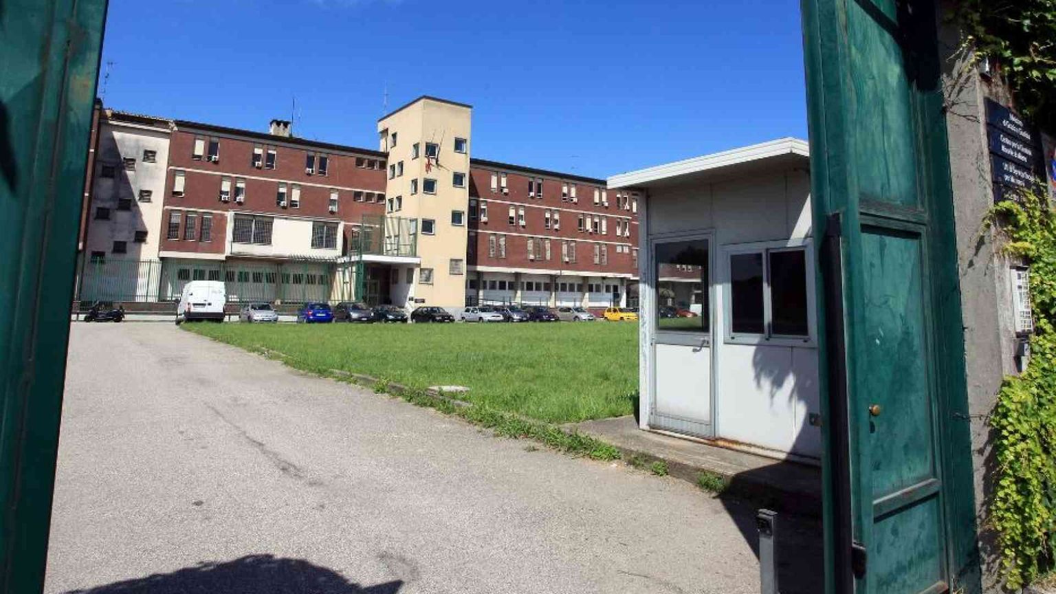 Sono ancora ricercati i tre minorenni evasi dal Beccaria