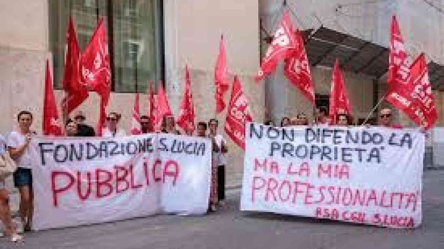 Salvo il Santa Lucia, via libera all'amministrazione straordinaria