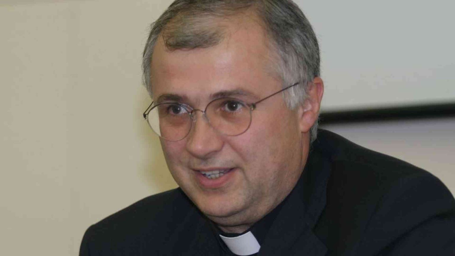 Il vescovo Giuliodori: «L'educazione è impresa che riguarda la comunità»