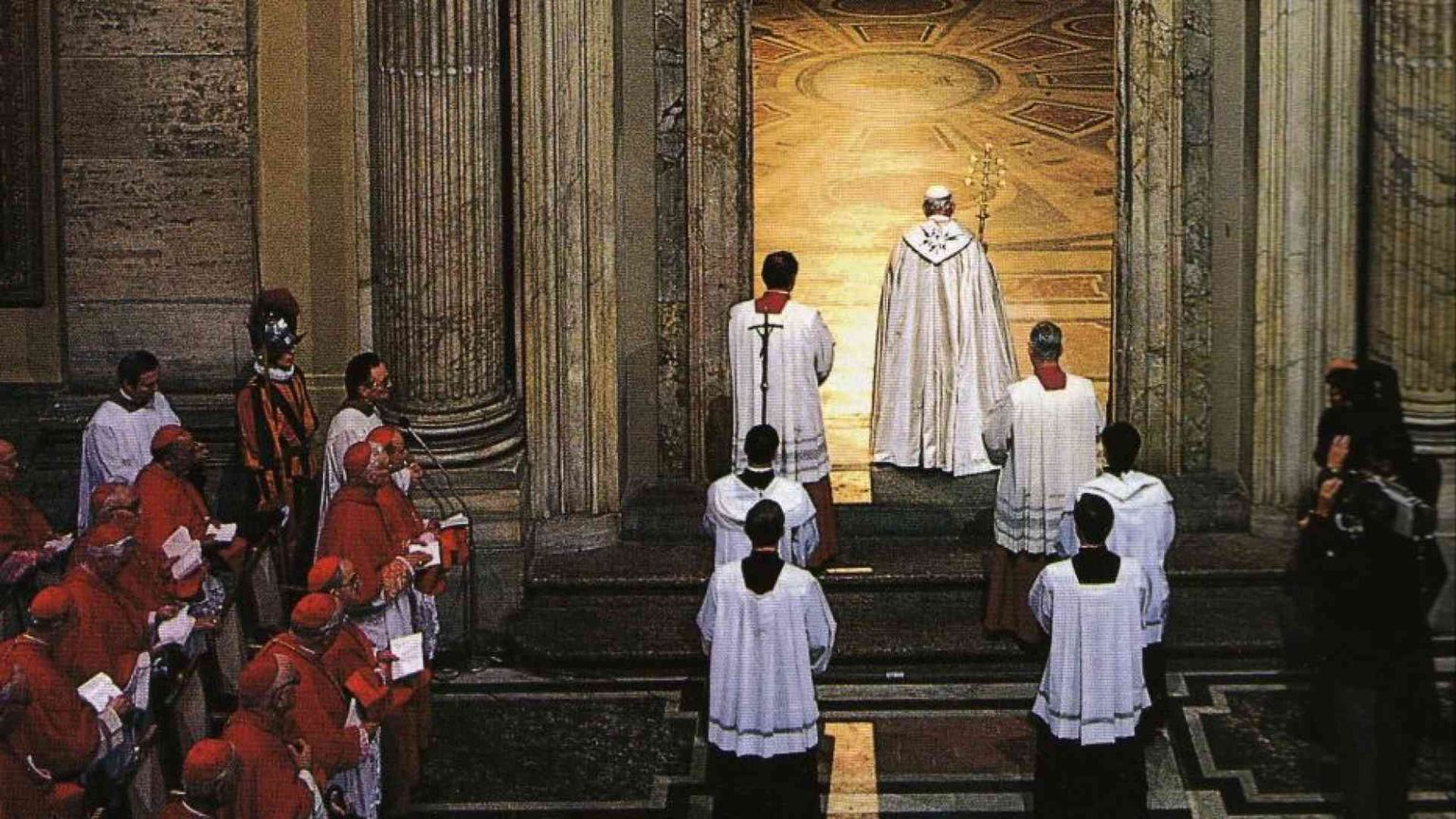 Sortino sui passi dei primi cristiani: «Tornare leggeri come pellegrini»