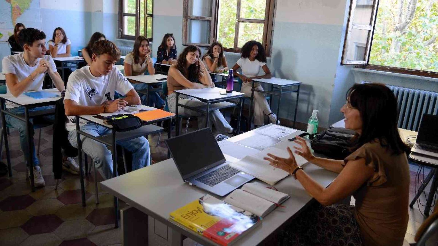 Educazione civica, la scuola alla prova. Sull'idea di patria confronto aperto