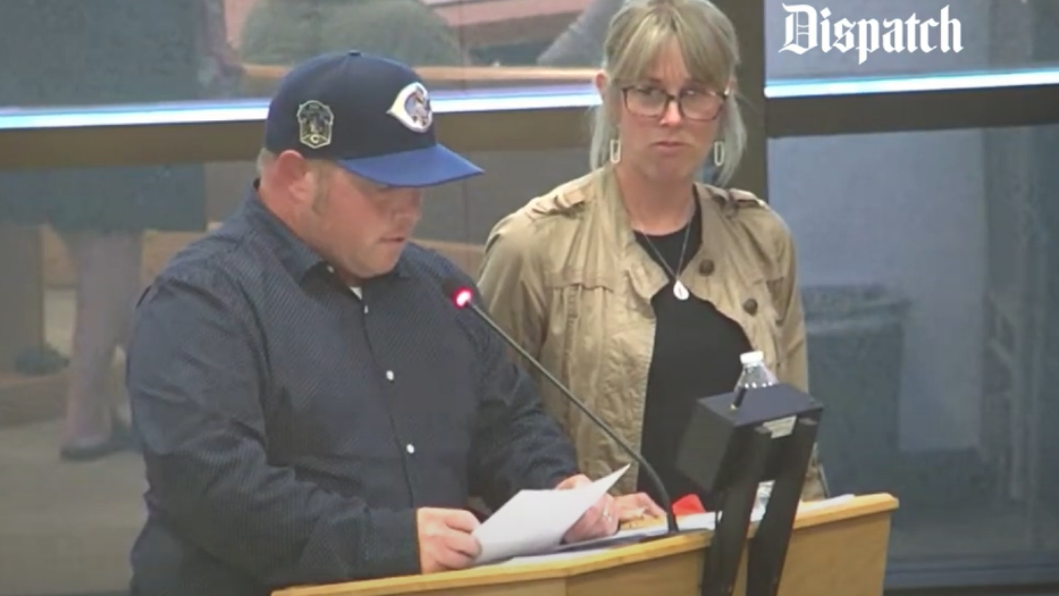 C'è un dramma famigliare dietro la bufala degli immigrati che mangiano i gatti