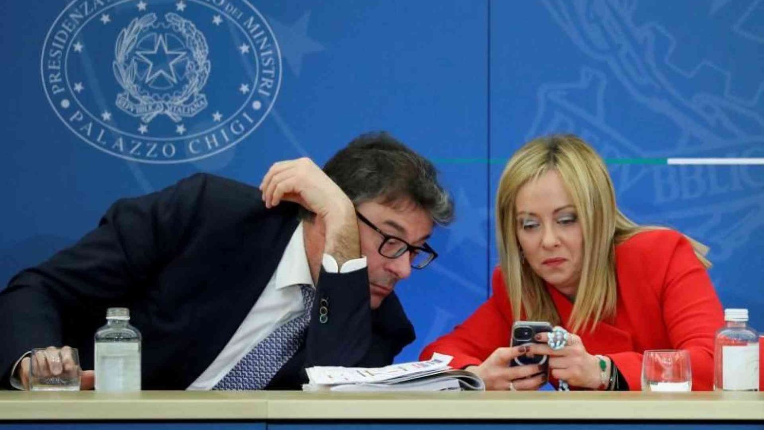 «Più detrazioni o Assegno rafforzato». Asse tra FdI e Lega