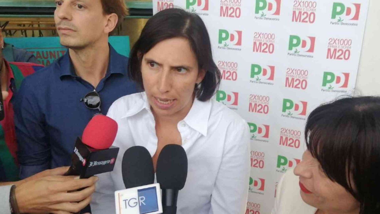 Meloni contro i pm, Schlein all'attacco. E interviene pure Elon Musk