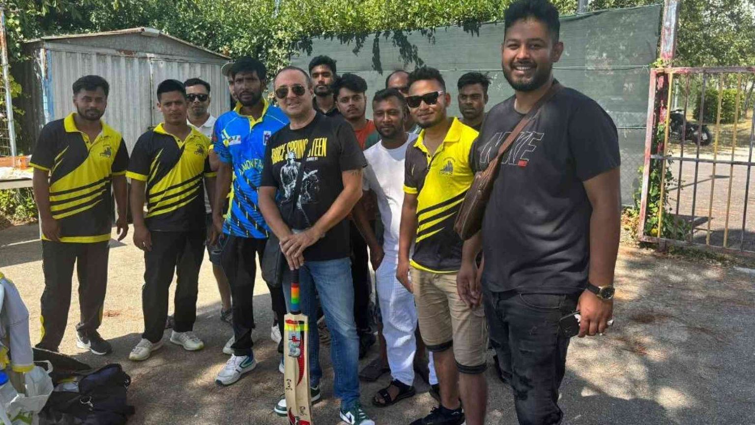 Sami e gli altri, che al cricket non rinunciano: «Lasciateci giocare»