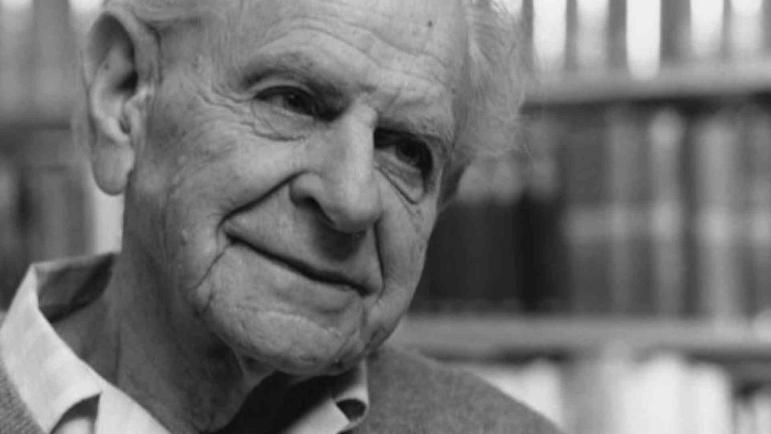 Karl Popper, l'ultimo erasmiano che diede del totalitario a Platone