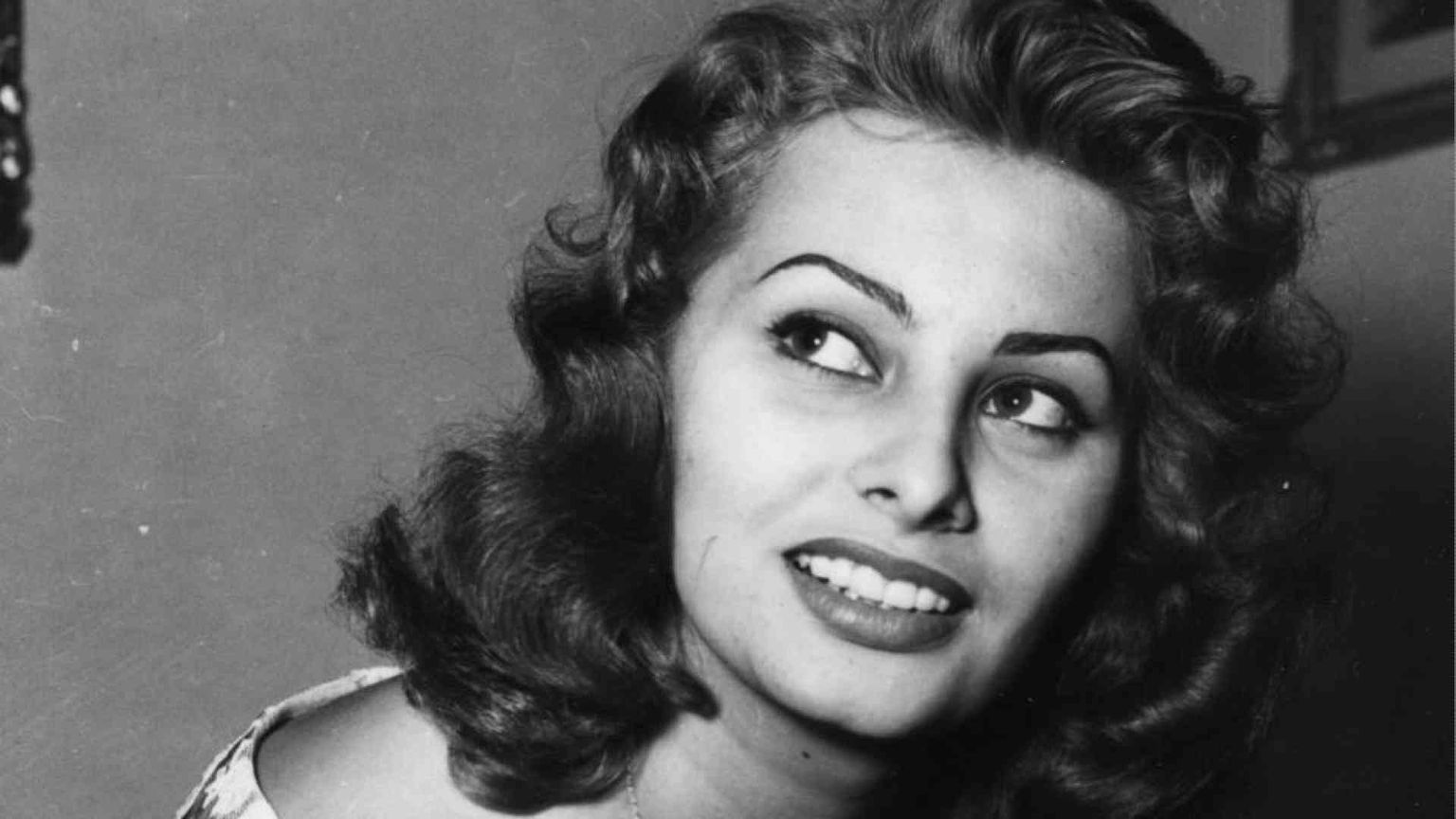 I 90 anni di Sophia Loren, stella di un'Italia senza tempo