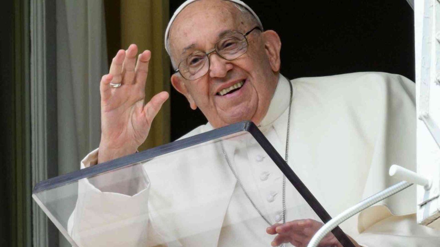 Il Papa influenzato rinuncia alle udienze. Ma interviene sull'IA