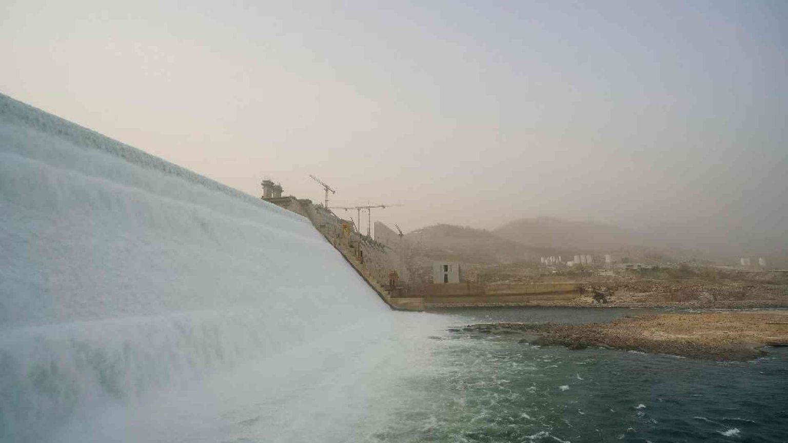 La diga sul Nilo, il caos alleanze: è la prima guerra dell'acqua