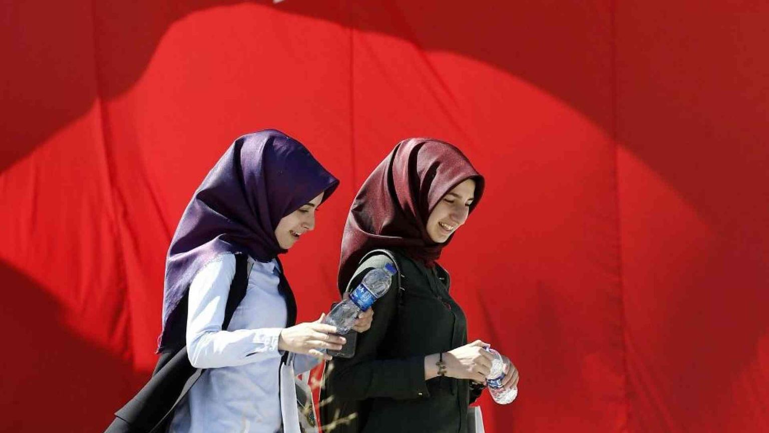 Il caso di una sposa bambina a Istanbul riapre una antica piaga