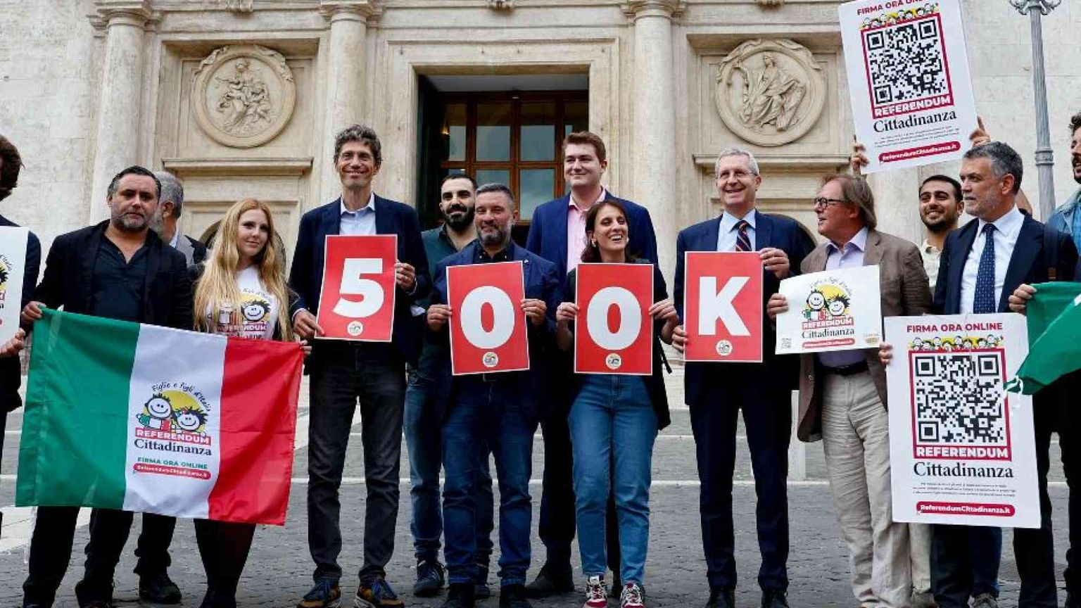 Cittadinanza, raggiunte le 500 mila firme. Meloni: Italia ha ottima legge