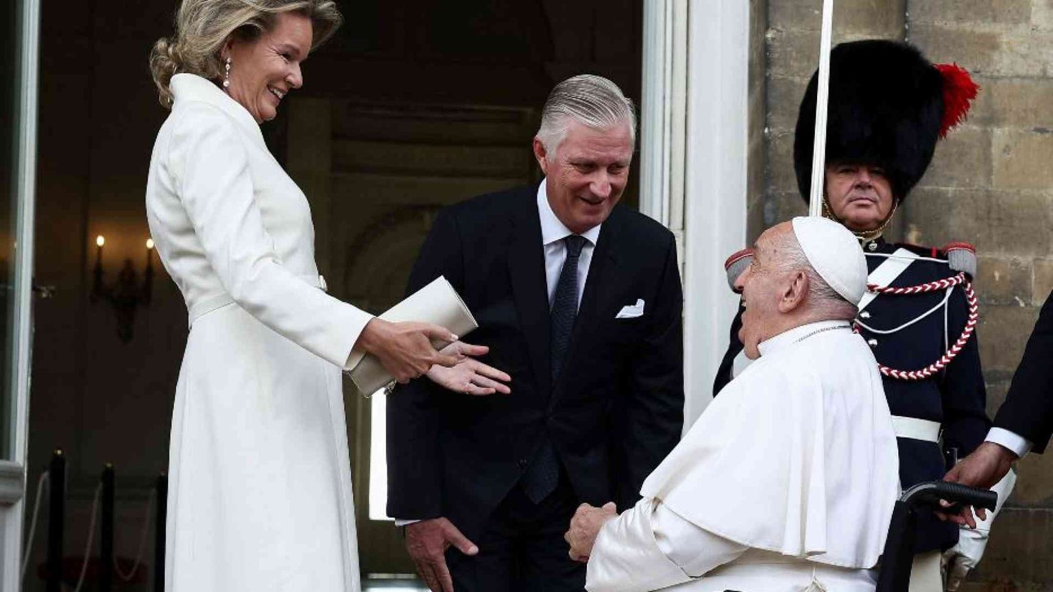 Il Papa in Belgio: una vergogna gli abusi nella Chiesa