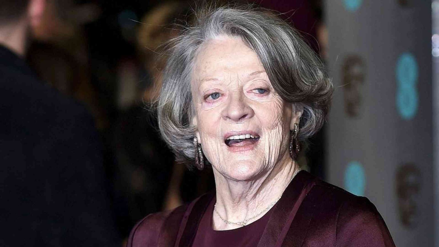 È morta Maggie Smith: l'attrice di Harry Potter aveva 89 anni