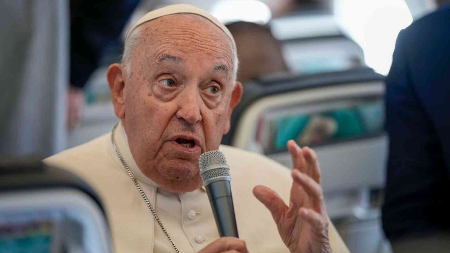 Il Papa: l'aborto è un omicidio. Immorale la difesa sproporzionata