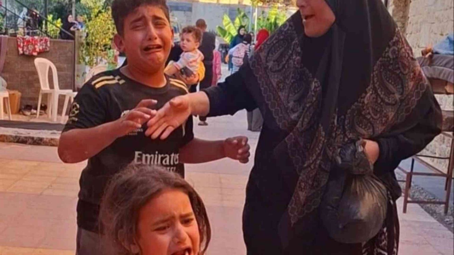 Il parroco libanese: che colpa abbiamo per meritarci tanto odio?