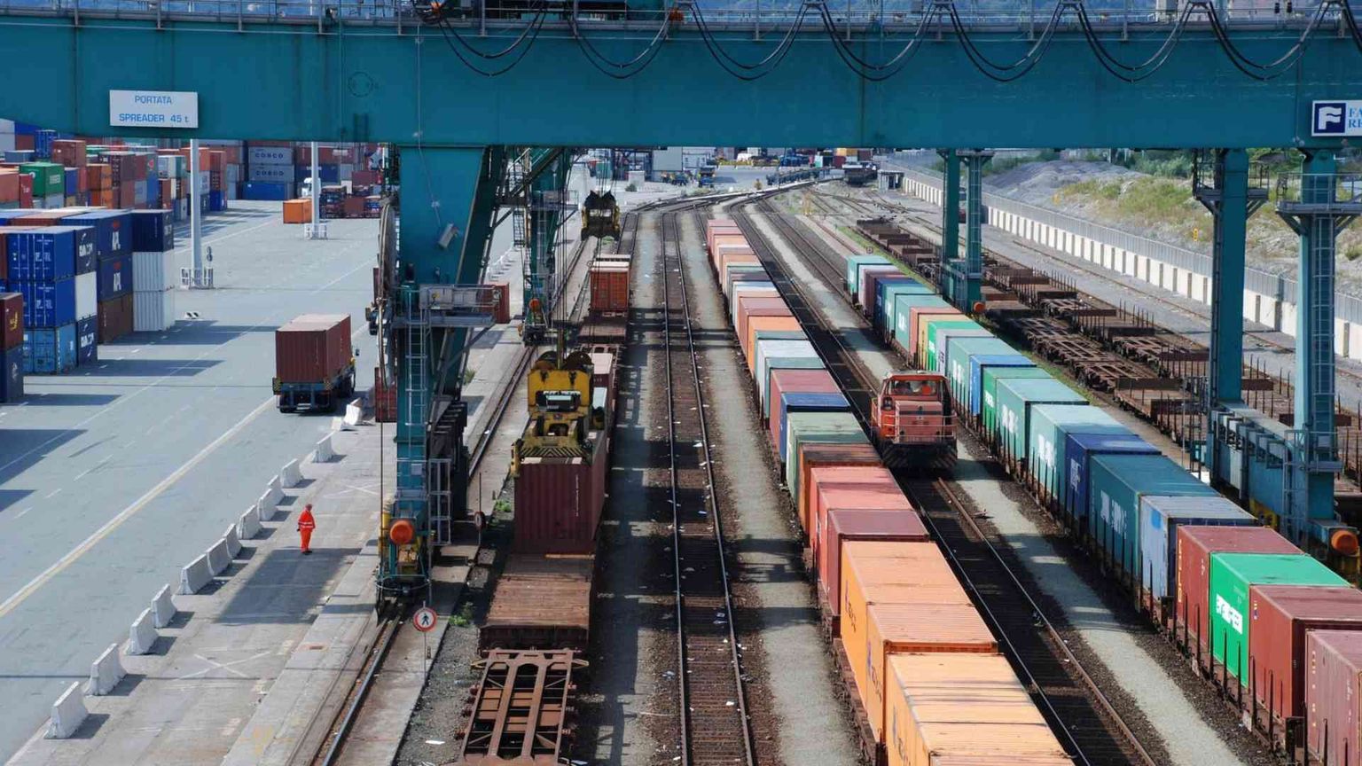 Trasporto ferroviario merci in crisi nera: le 10 proposte al governo