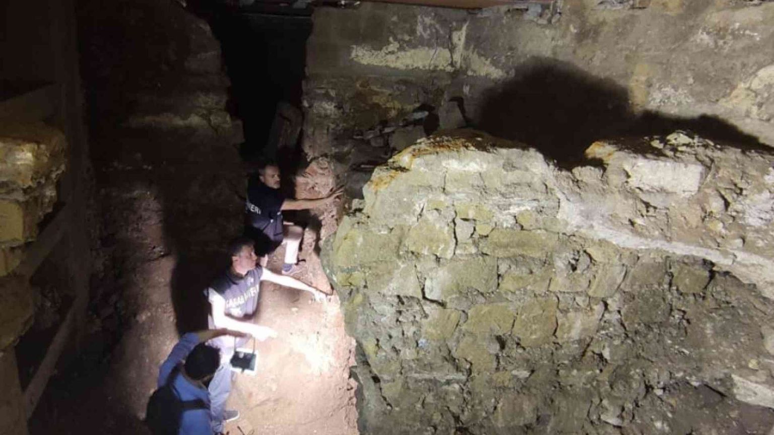 Scoperta a Napoli e salvata dal saccheggio una chiesa medievale