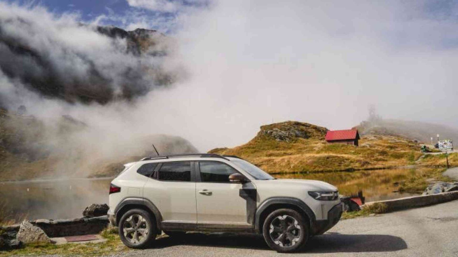 Tra orsi, curve e strapiombi: con la Dacia Duster a casa di Dracula