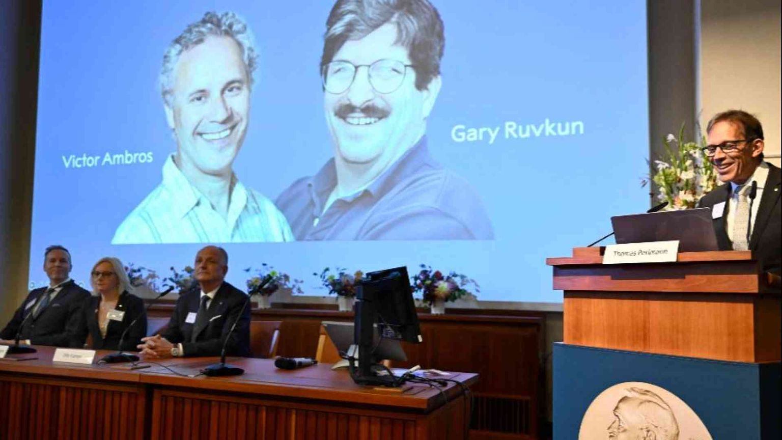 La scoperta dei “geni interruttori” vale il Nobel ad Ambros e Ruvkun