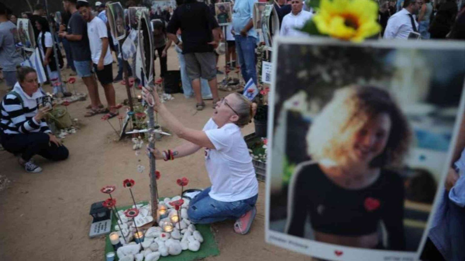 I ragazzi del Nova Festival: l'orrore, il futuro negato, il ricordo