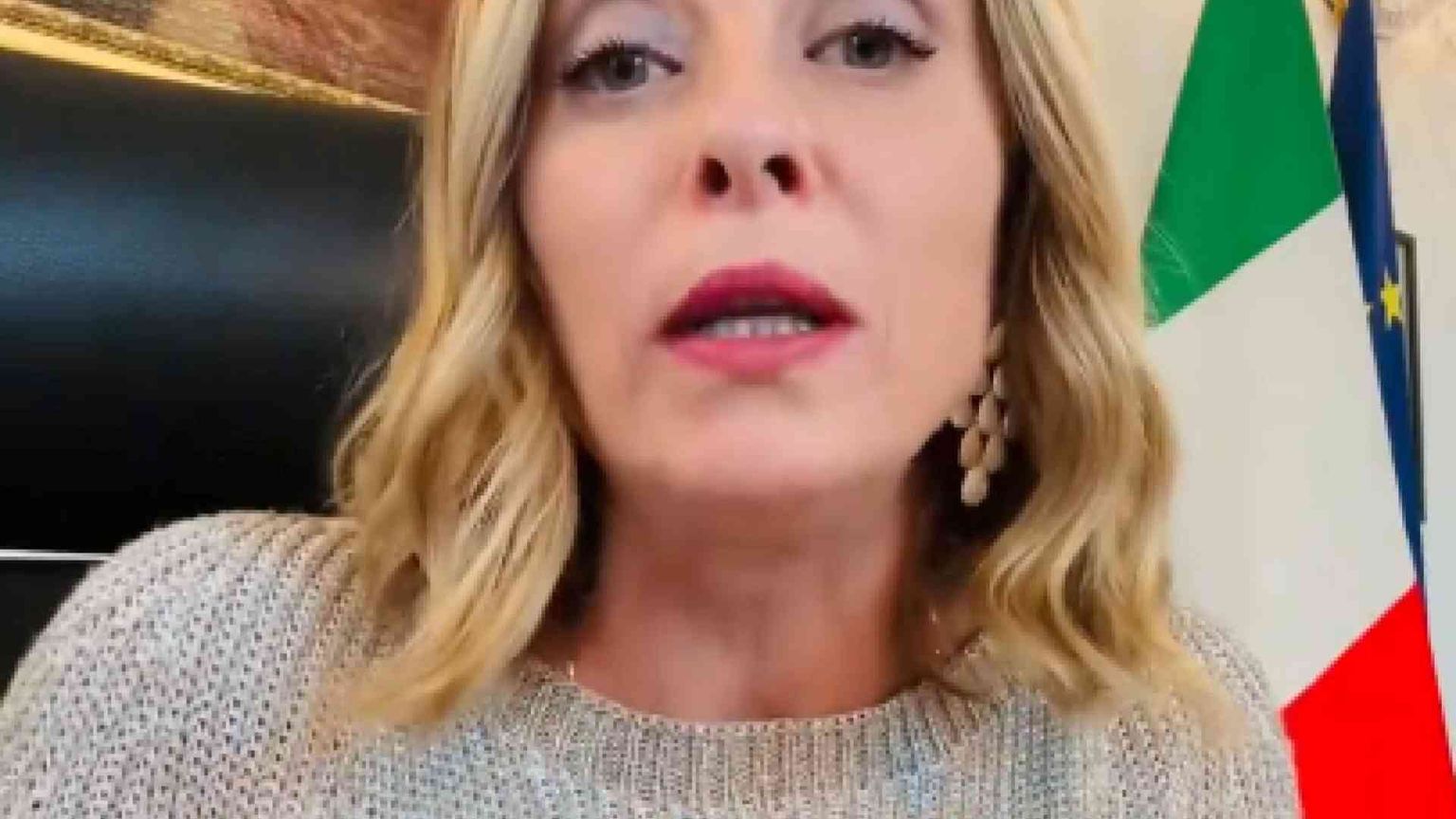 Manovra e casa, governo in tilt. Meloni: «Non alziamo le tasse»