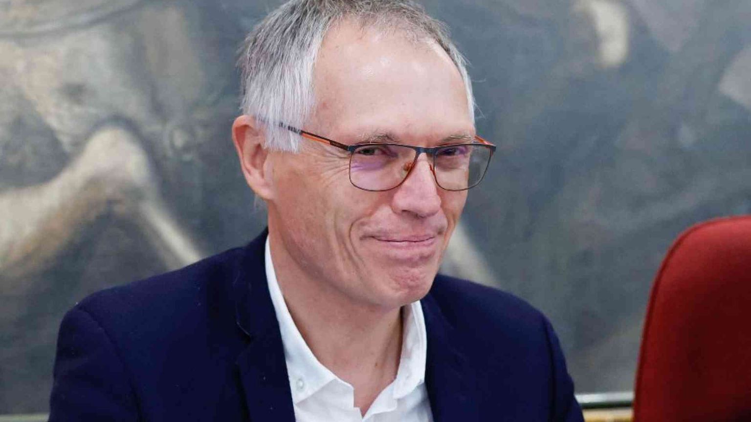 Tavares: «In Italia costi troppo alti, ma non lasciamo»