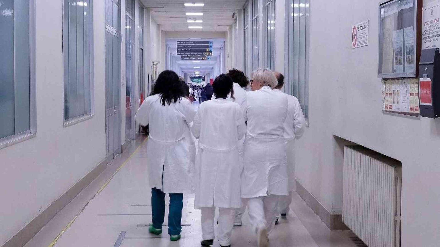 I rettori: «Senza il test di Medicina il sistema non è più sostenibile»