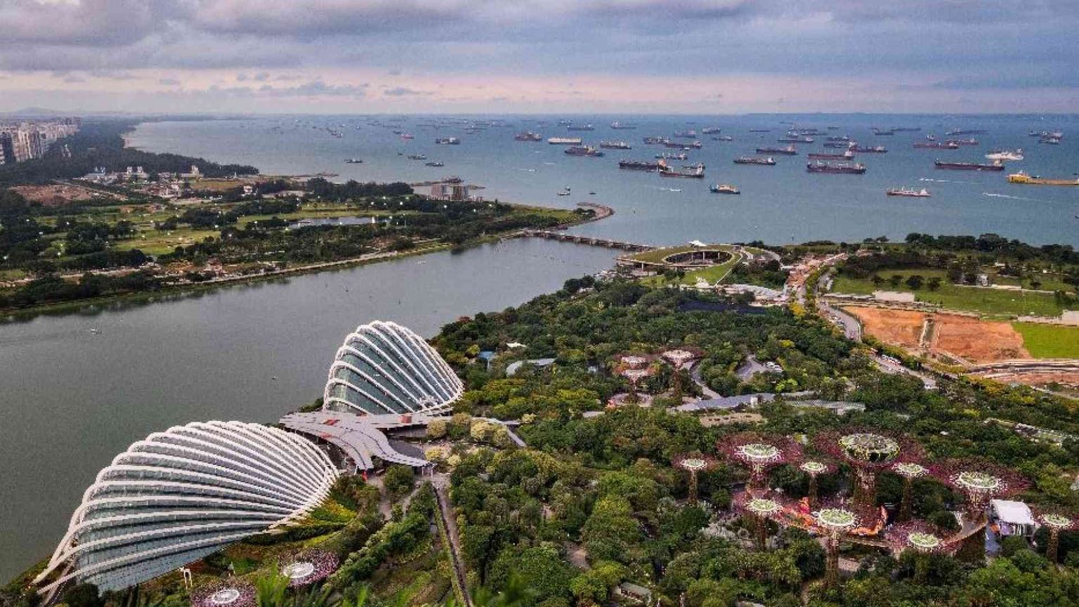 Non solo "megacity": il dovere di un'altra narrazione