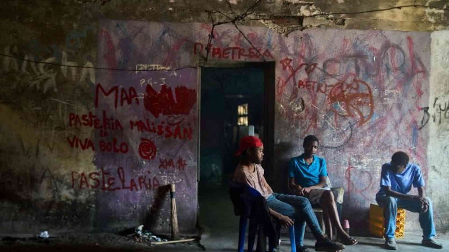 Sempre più debiti, sempre meno aiuti: nei Paesi fragili scuola e sanità a rischio