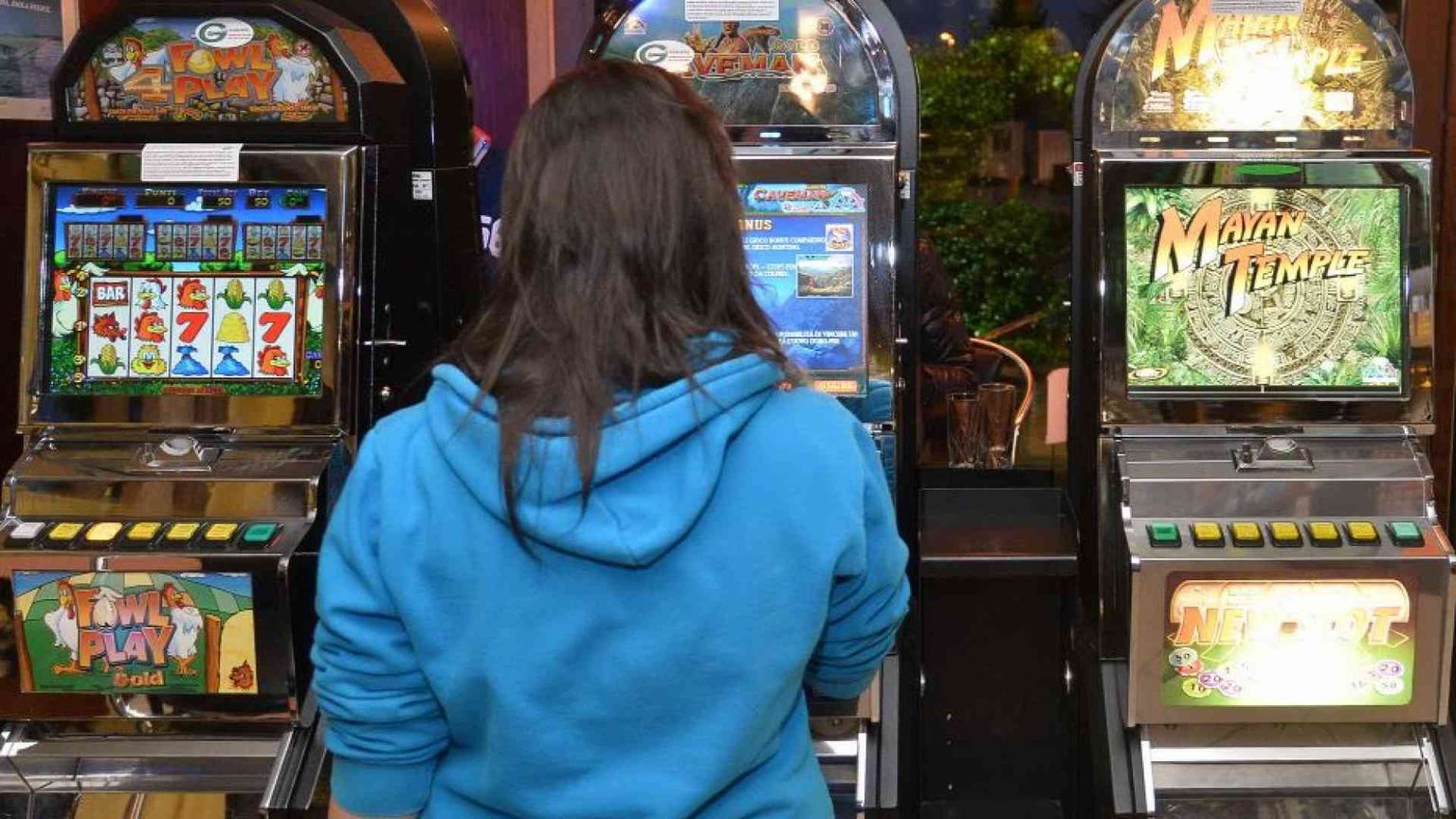 Fondi e Osservatorio tagliati: «Sull'azzardo il governo favorisce le lobby»