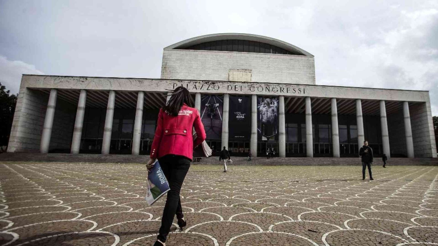 L'idea di intitolare il Palazzo dei Congressi dell'Eur a De Gasperi piace a tutti